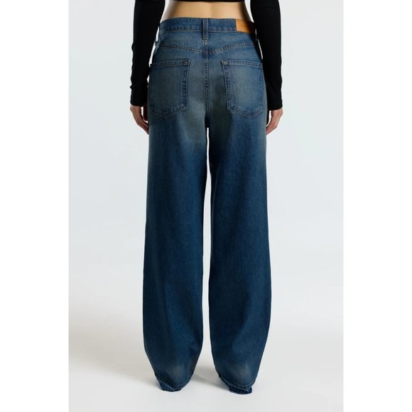 NWT Cotton Citizen Mila Jeans in Palm Coated Blue Denim - Picture 3 of 8